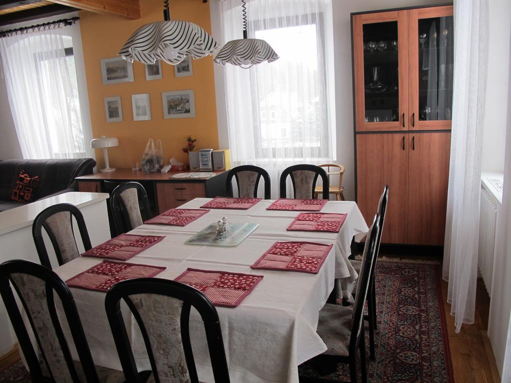 Guest House U Lakomce Desná Esterno foto