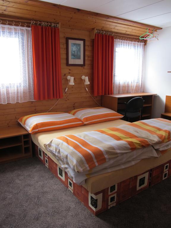 Guest House U Lakomce Desná Esterno foto
